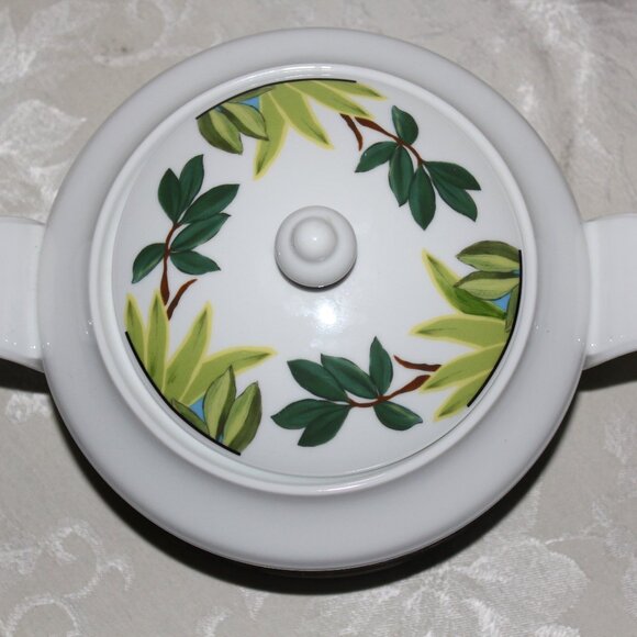 Mikasa Amazon Lidded Casserole Dish | Vintage Lidded Vegetable Bowl - Picture 5 of 7